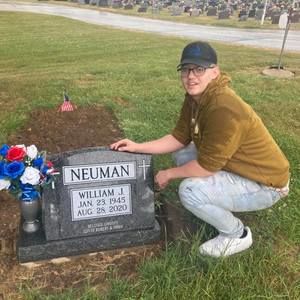 Meet your Posher, Tylar